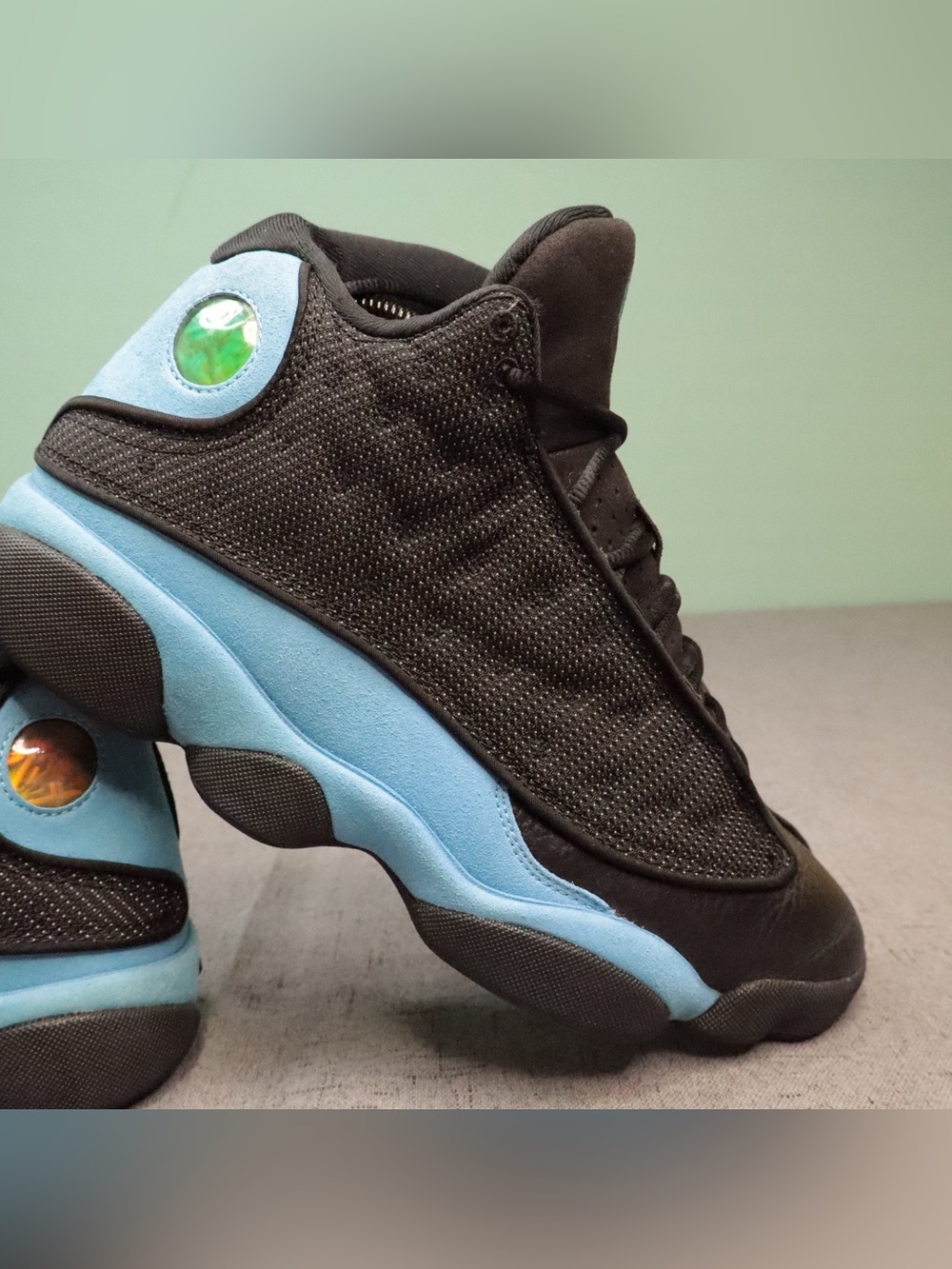 Air Jordan 13 Retro University Blue Size 8.5 (DJ5982-041)